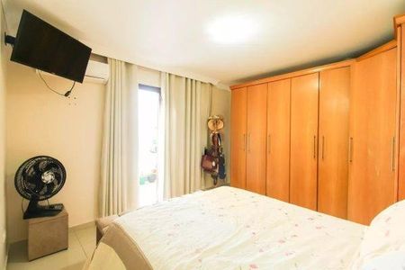 Casa à venda com 4 quartos, 171m² em Penha, São Paulo