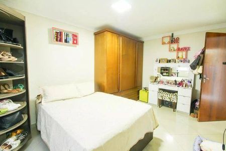 Casa à venda com 4 quartos, 171m² em Penha, São Paulo