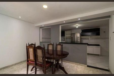 Casa à venda com 3 quartos, 160m² em Vila Prudente, São Paulo
