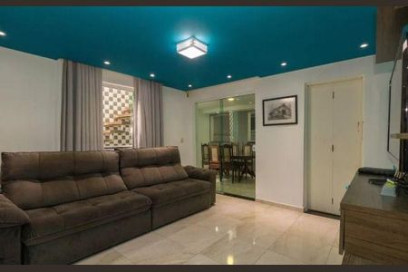 Casa à venda com 3 quartos, 160m² em Vila Prudente, São Paulo