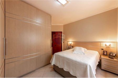 Casa à venda com 31m², 3 quartos e 2 vagas