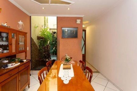 Casa à venda com 3 quartos, 141m² em Vila Matilde, São Paulo