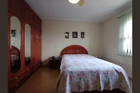 Casa à venda com 3 quartos, 127m² em Vila Carrão, São Paulo