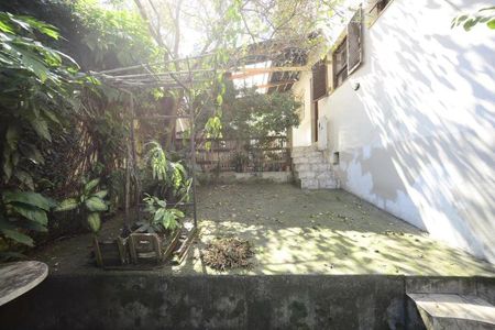 Casa à venda com 250m², 3 quartos e 2 vagas