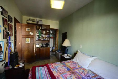 Casa à venda com 3 quartos, 250m² em Vila Mariana, São Paulo