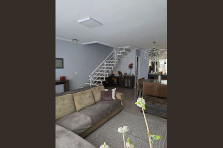 Casa à venda com 73m², 3 quartos e 2 vagas