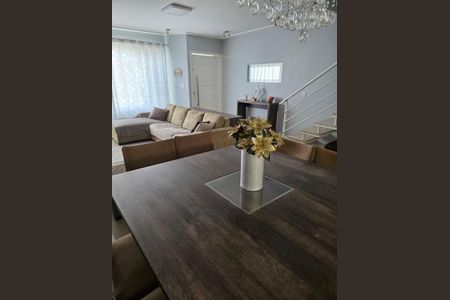 Casa à venda com 73m², 3 quartos e 2 vagas