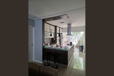 Casa à venda com 73m², 3 quartos e 2 vagas