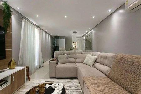 Casa à venda com 3 quartos, 200m² em Vila Carrão, São Paulo