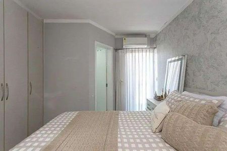 Casa à venda com 3 quartos, 200m² em Vila Carrão, São Paulo