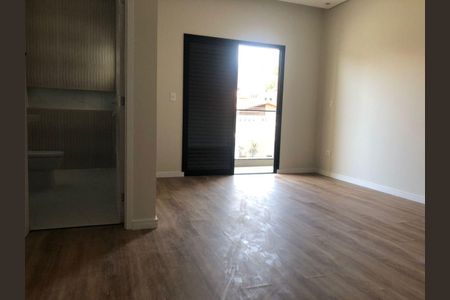 Casa à venda com 180m², 3 quartos e 4 vagas