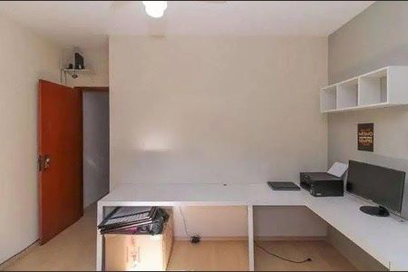 Casa à venda com 160m², 3 quartos e 3 vagas
