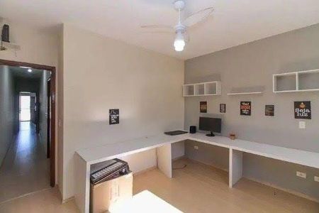 Casa à venda com 160m², 3 quartos e 3 vagas