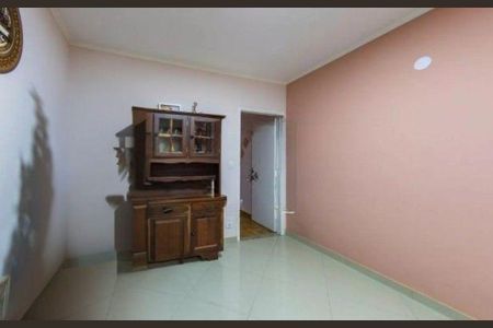 Casa à venda com 170m², 4 quartos e 2 vagas