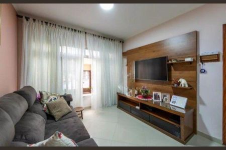 Casa à venda com 4 quartos, 170m² em Vila Bela, São Paulo