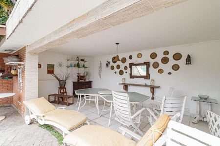 Casa à venda com 8 quartos, 399m² em Morumbi, São Paulo