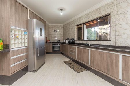 Casa à venda com 700m², 3 quartos e 2 vagas