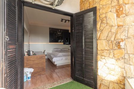 Casa à venda com 3 quartos, 700m² em Utinga, Santo André