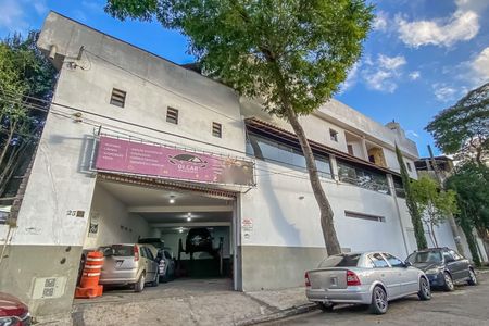 Casa à venda com 700m², 3 quartos e 2 vagas
