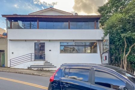 Casa à venda com 700m², 3 quartos e 2 vagas