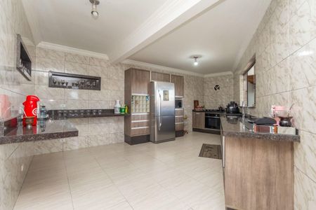 Casa à venda com 700m², 3 quartos e 2 vagas