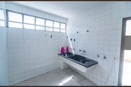Casa à venda com 5 quartos, 386m² em Vila Santo Estevão, São Paulo