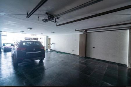 Casa à venda com 386m², 5 quartos e 4 vagas