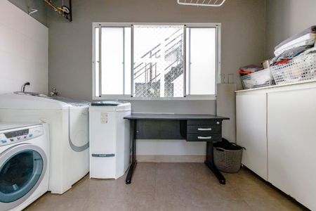 Casa à venda com 123m², 2 quartos e 2 vagas