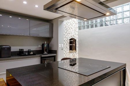 Casa à venda com 123m², 2 quartos e 2 vagas