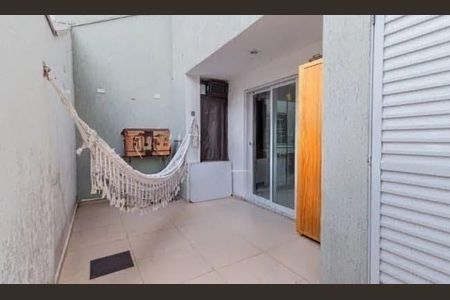 Casa à venda com 169m², 3 quartos e 2 vagas