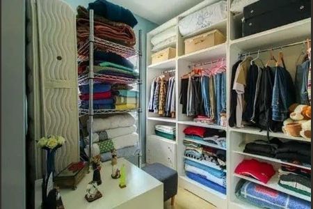Casa à venda com 169m², 3 quartos e 2 vagas