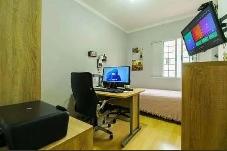 Casa à venda com 169m², 3 quartos e 2 vagas