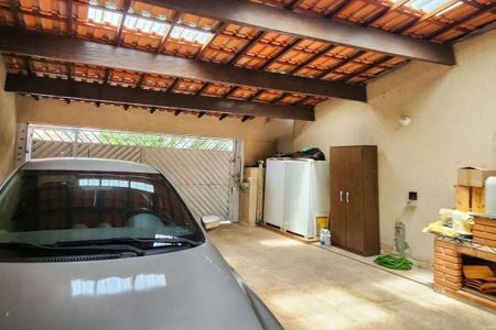 Casa à venda com 160m², 2 quartos e 3 vagas