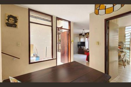 Casa à venda com 160m², 2 quartos e 3 vagas