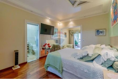 Casa à venda com 353m², 3 quartos e 2 vagas