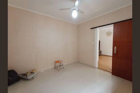 Casa à venda com 3 quartos, 153m² em Vila Carrão, São Paulo