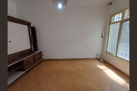 Casa à venda com 3 quartos, 153m² em Vila Carrão, São Paulo