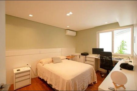 Apartamento à venda com 3 quartos, 199m² em Moema, São Paulo