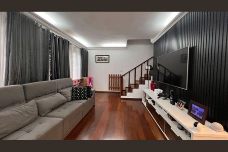 Casa à venda com 3 quartos, 208m² em Vila Valparaíso, Santo André