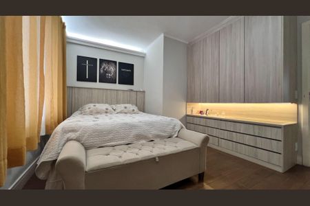 Casa à venda com 3 quartos, 208m² em Vila Valparaíso, Santo André