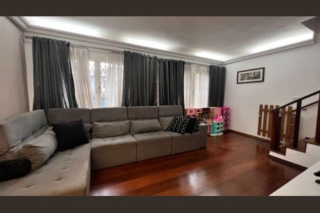 Casa à venda com 3 quartos, 208m² em Vila Valparaíso, Santo André