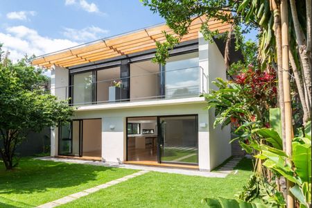 Casa à venda com 420m², 4 quartos e 3 vagas