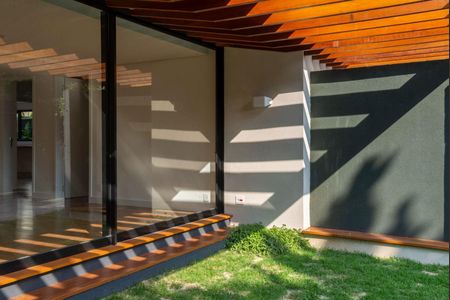 Casa à venda com 420m², 4 quartos e 3 vagas