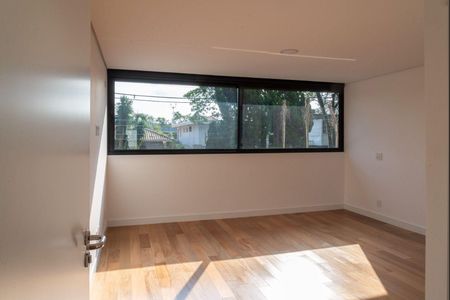 Casa à venda com 420m², 4 quartos e 3 vagas