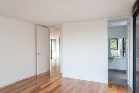 Casa à venda com 4 quartos, 420m² em Alto de Pinheiros, São Paulo