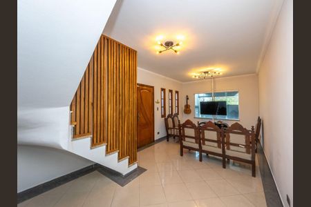 Casa à venda com 3 quartos, 111m² em Vila Prudente, São Paulo