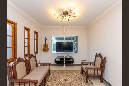Casa à venda com 3 quartos, 111m² em Vila Prudente, São Paulo