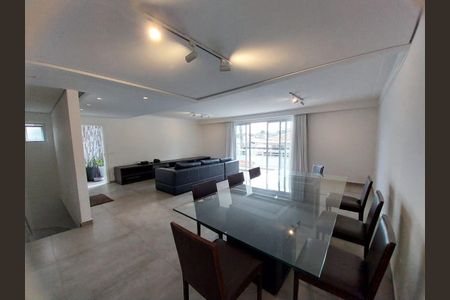 Casa à venda com 3 quartos, 220m² em Vila Sonia, São Paulo