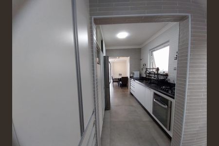 Casa à venda com 3 quartos, 220m² em Vila Sonia, São Paulo