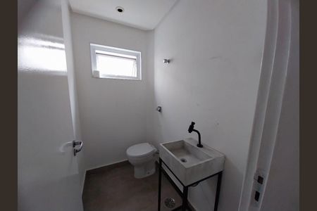Casa à venda com 3 quartos, 220m² em Vila Sonia, São Paulo